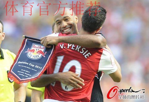 首尾大战 “枪手”赢球靠“乌龙”